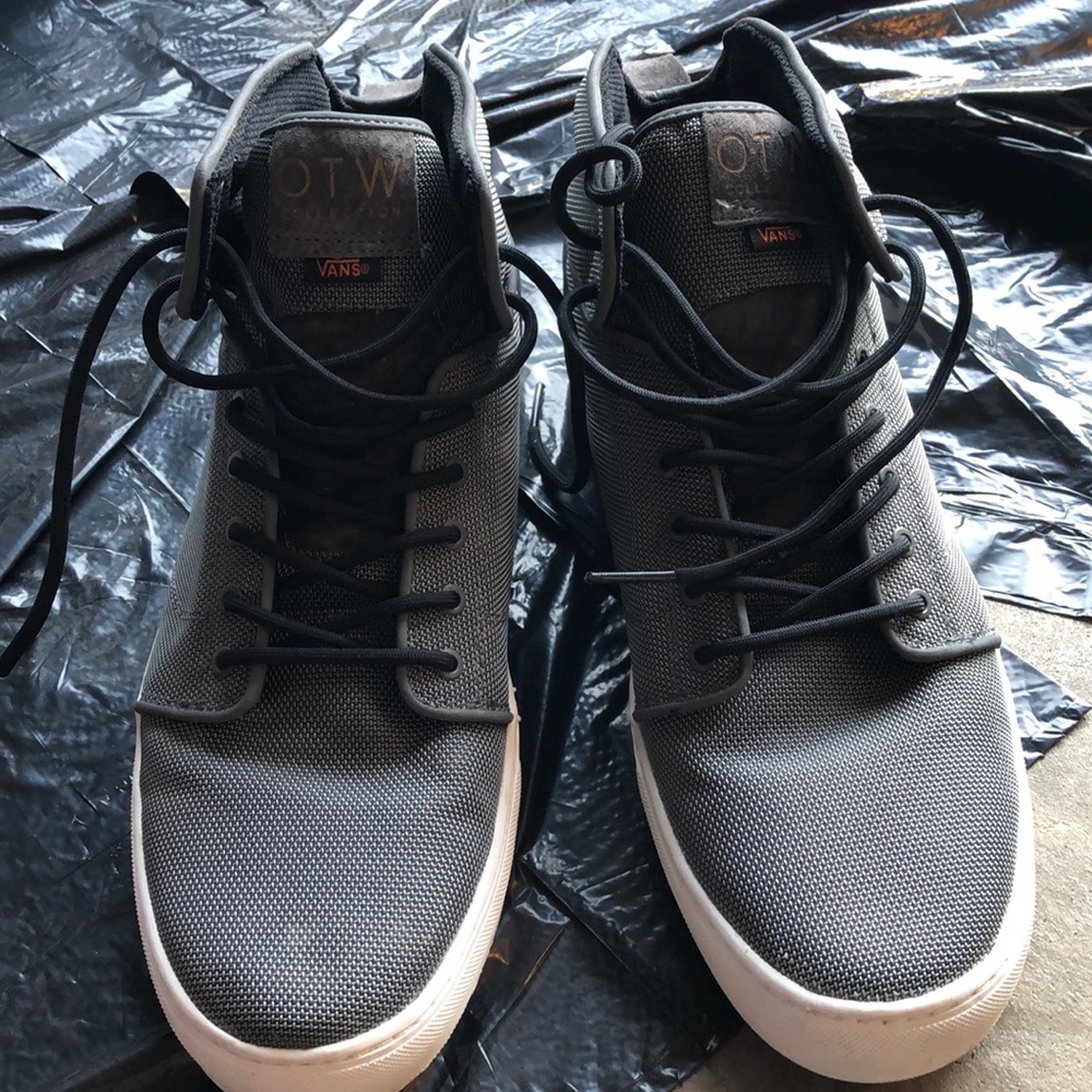 Vans high top shoes men’s